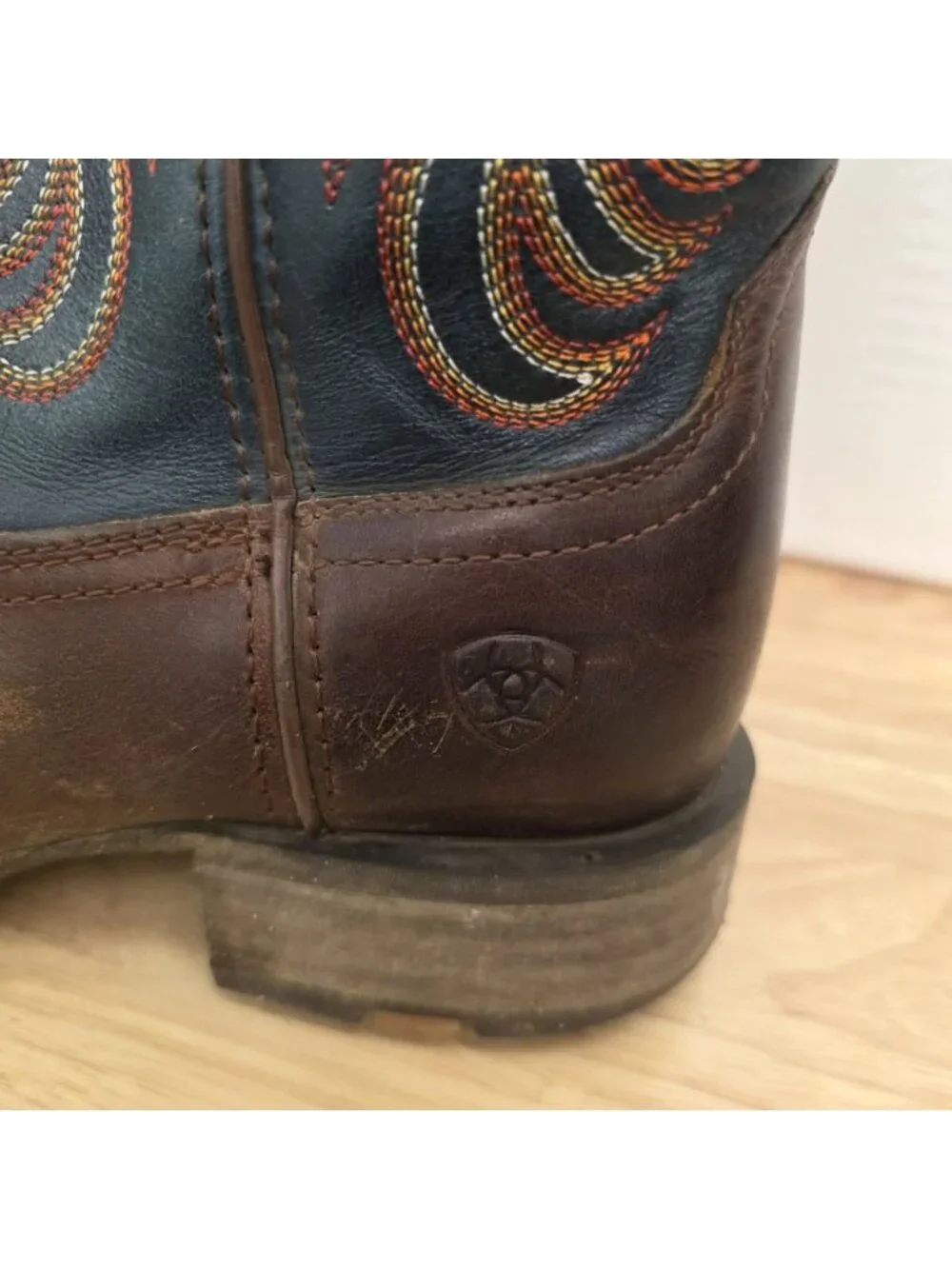 Ariat Women Gillette Brown Western Cowboy Square Toe Boots sz 8B - Picture 3 of 11